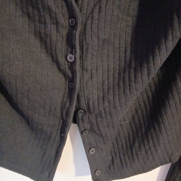 GAP Women's Black V-Neck Button Front Cardigan SZ L - Picture 3 of 7